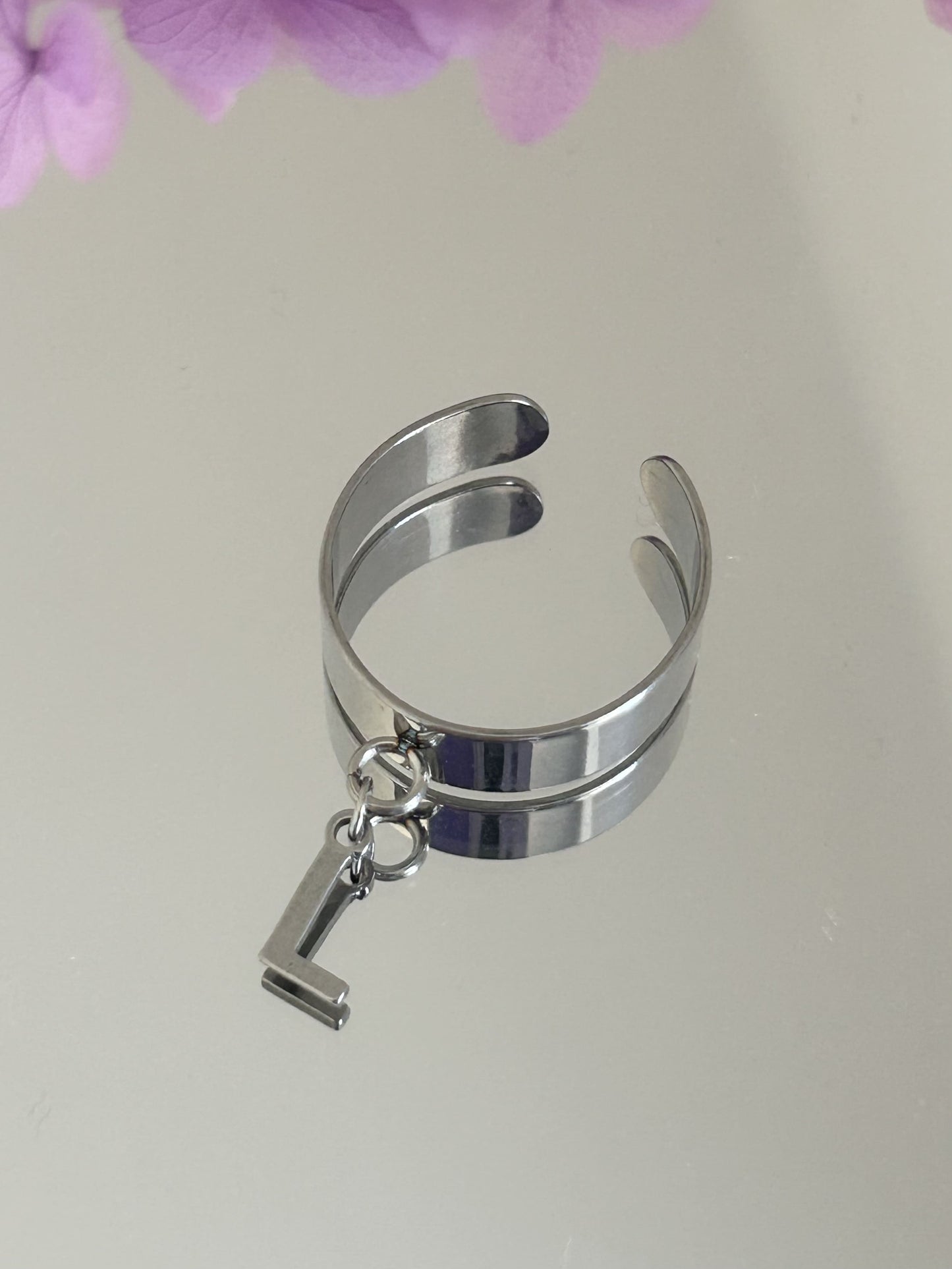 Bague initial
