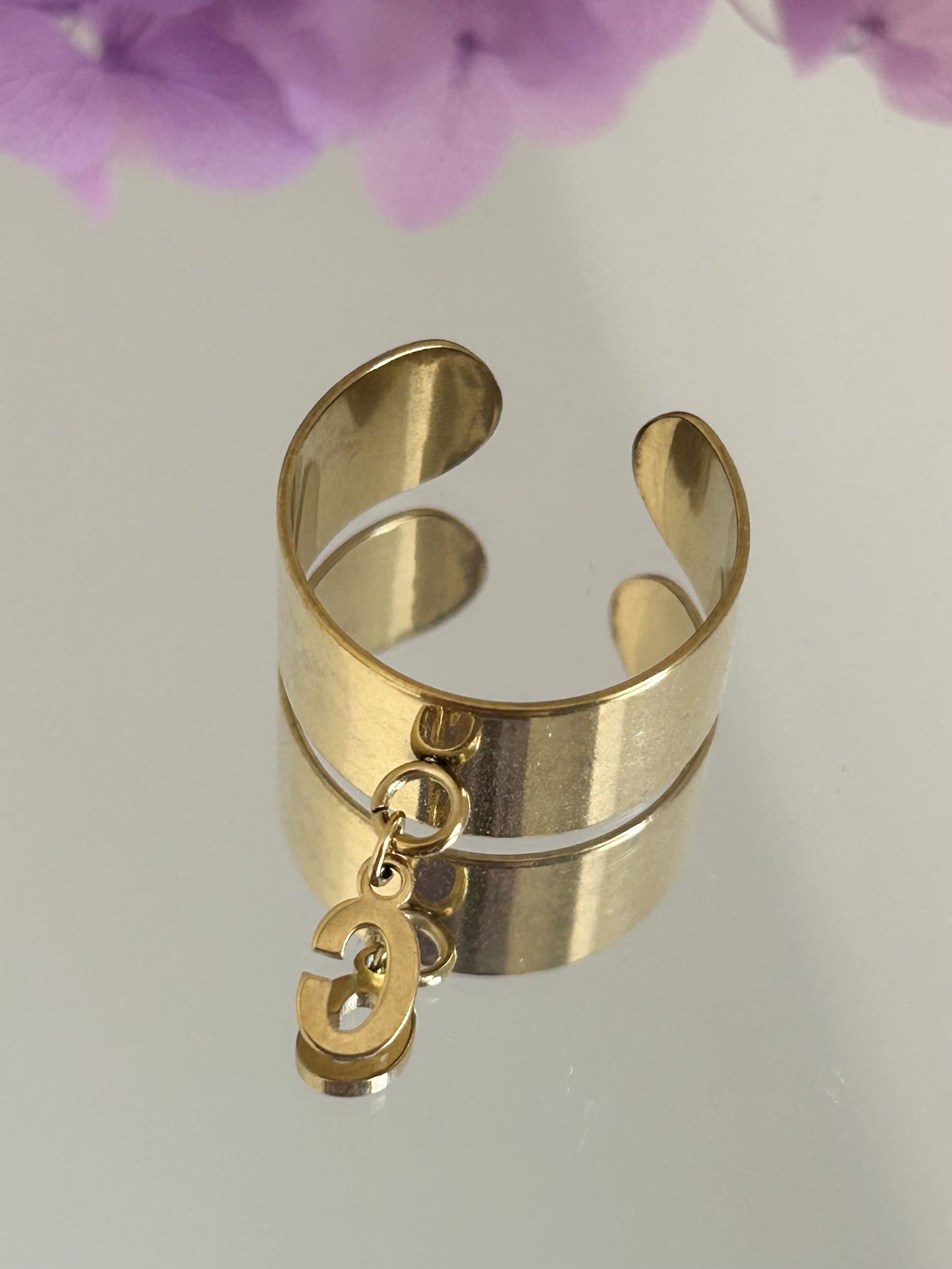 Bague initial