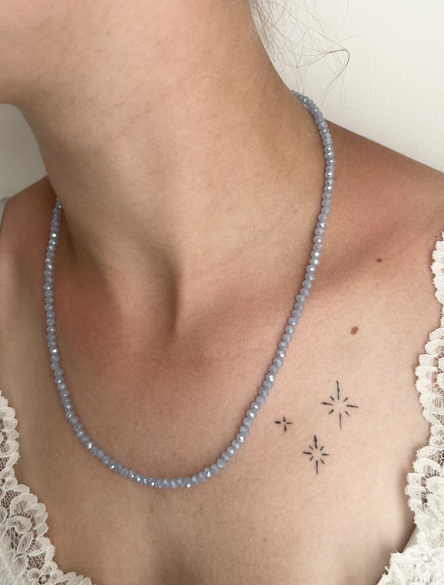Collier violet